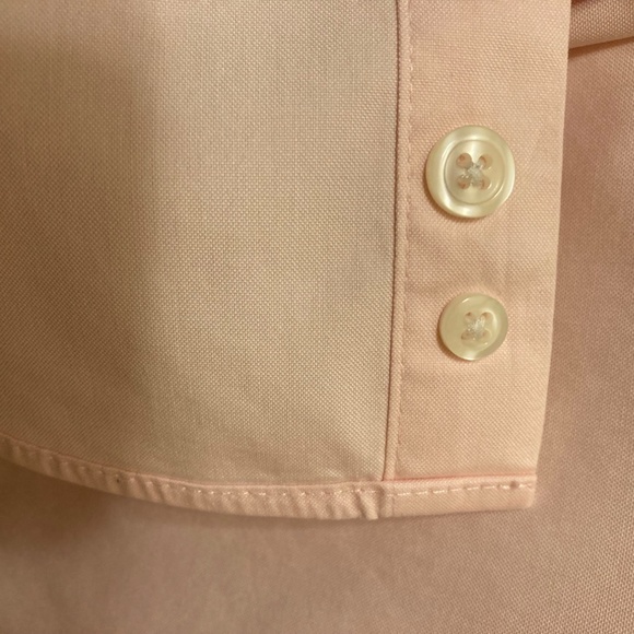 LLBean "Wrinkle Resist" Light Pink Button-front Shirt, size M - Picture 6 of 9